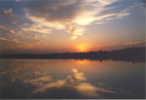 roberts_river_sunset_2001_3.jpg